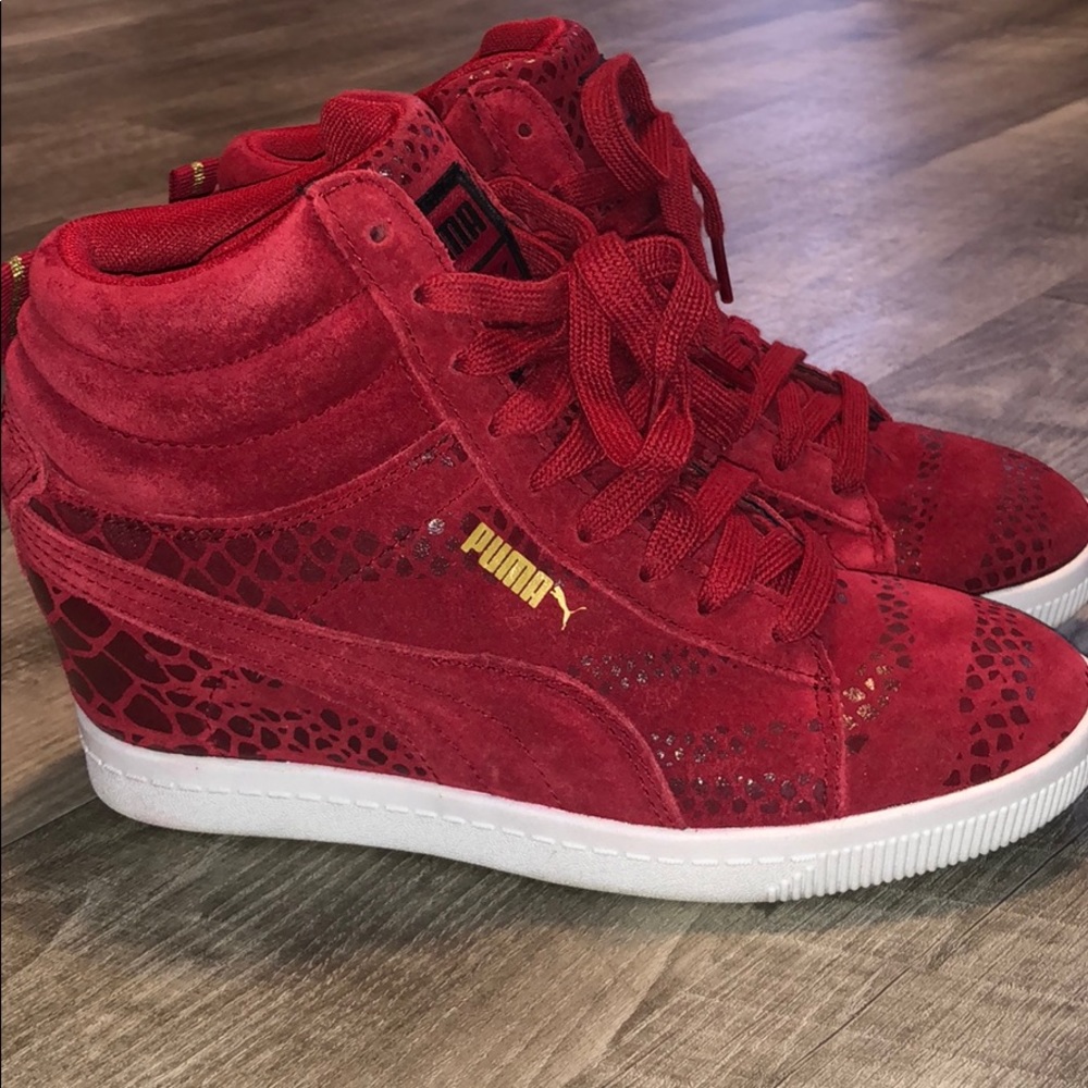 Women’s Puma Sneaker Wedge